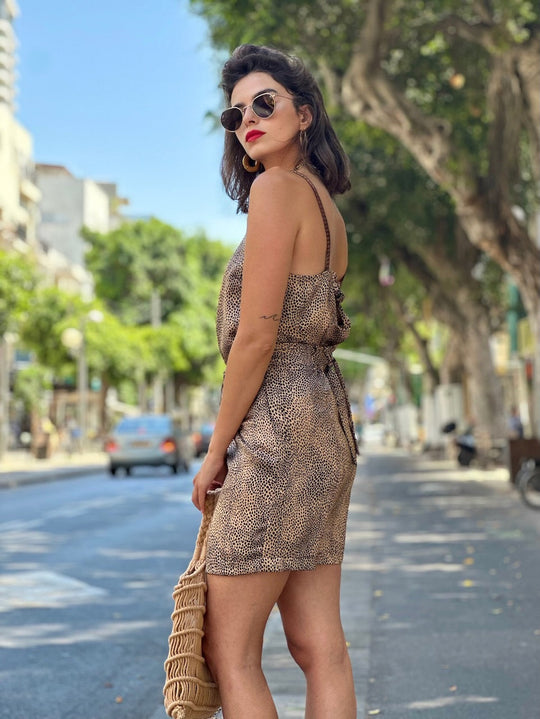 חצאית מיני ונוס - ניוד מנומר