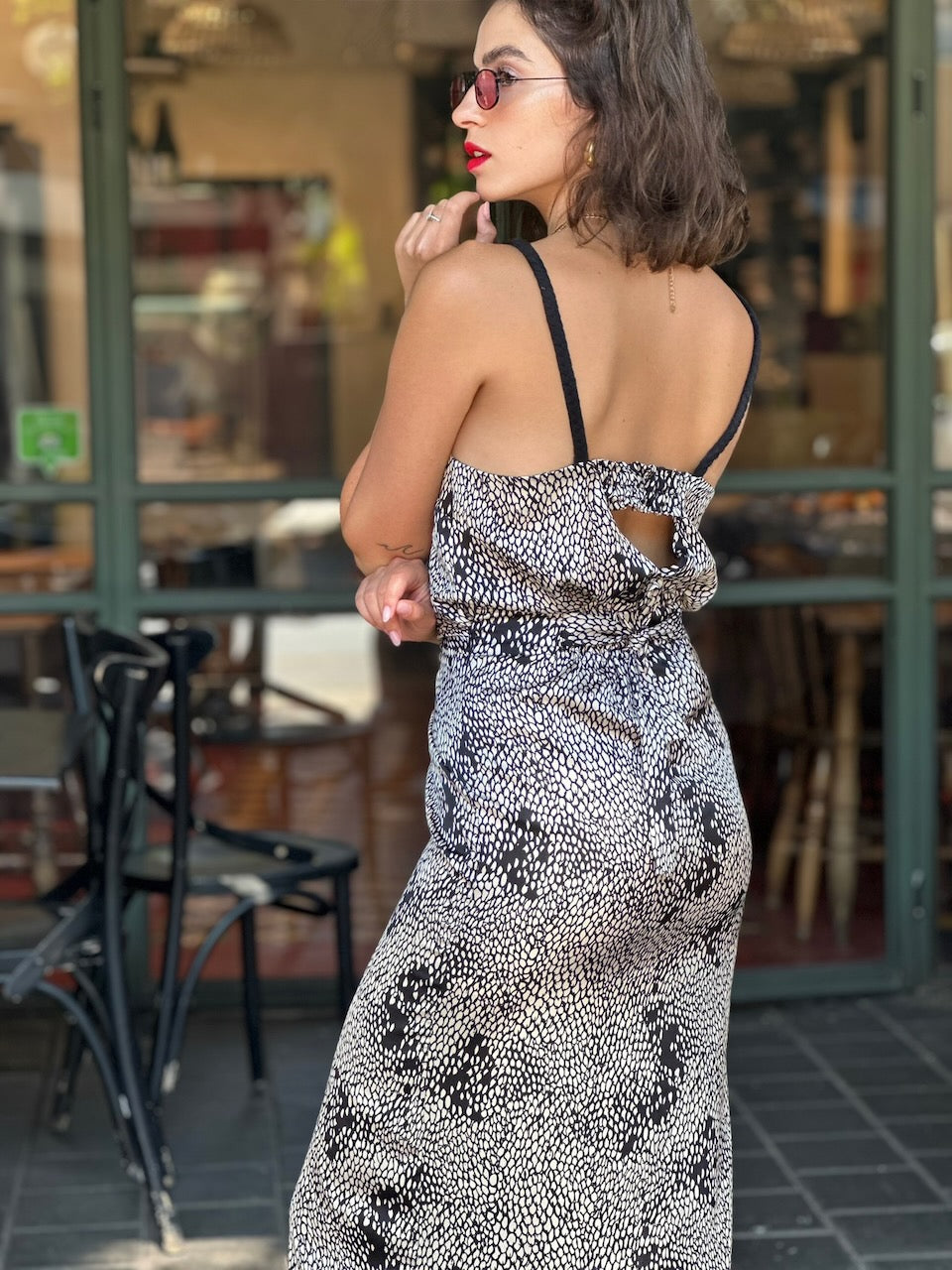 חצאית מקסי ונוס - לבן פרינט תנין