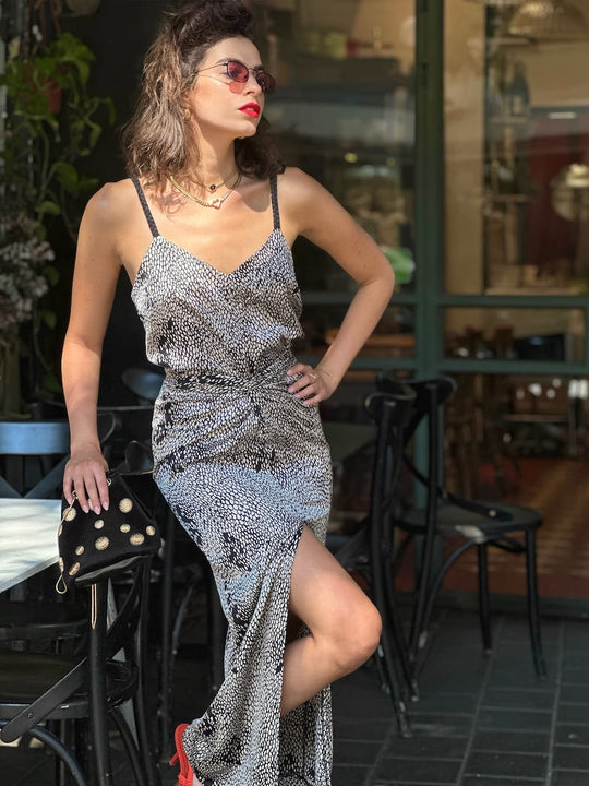 חצאית מקסי ונוס - לבן פרינט תנין