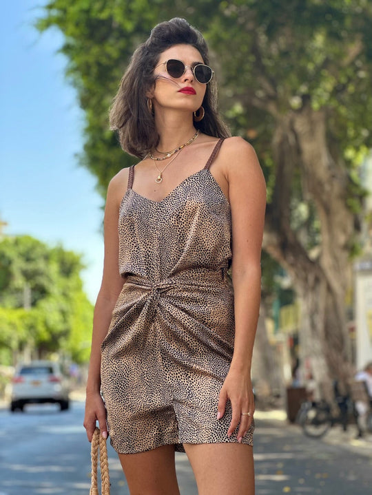 חצאית מיני ונוס - ניוד מנומר