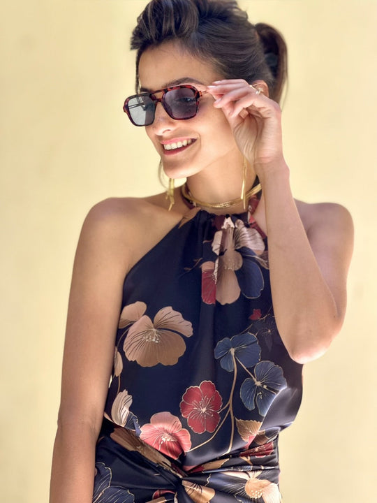 טופ קירה - שחור פרחים ניוד בורדו