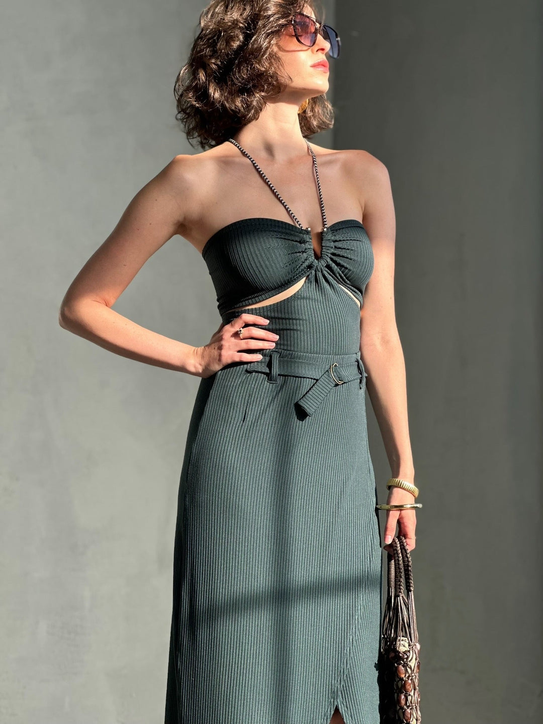 חצאית אלכס - ירוק בקבוק