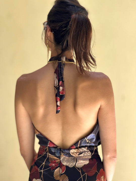 טופ קירה - שחור פרחים ניוד בורדו