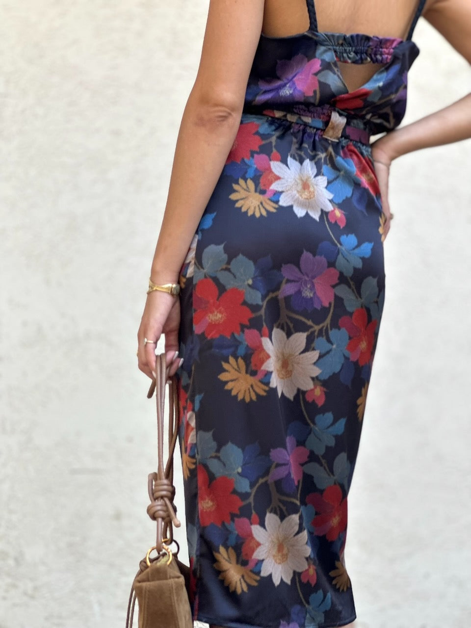 חצאית פלמה - שחור דהוי פרחוני