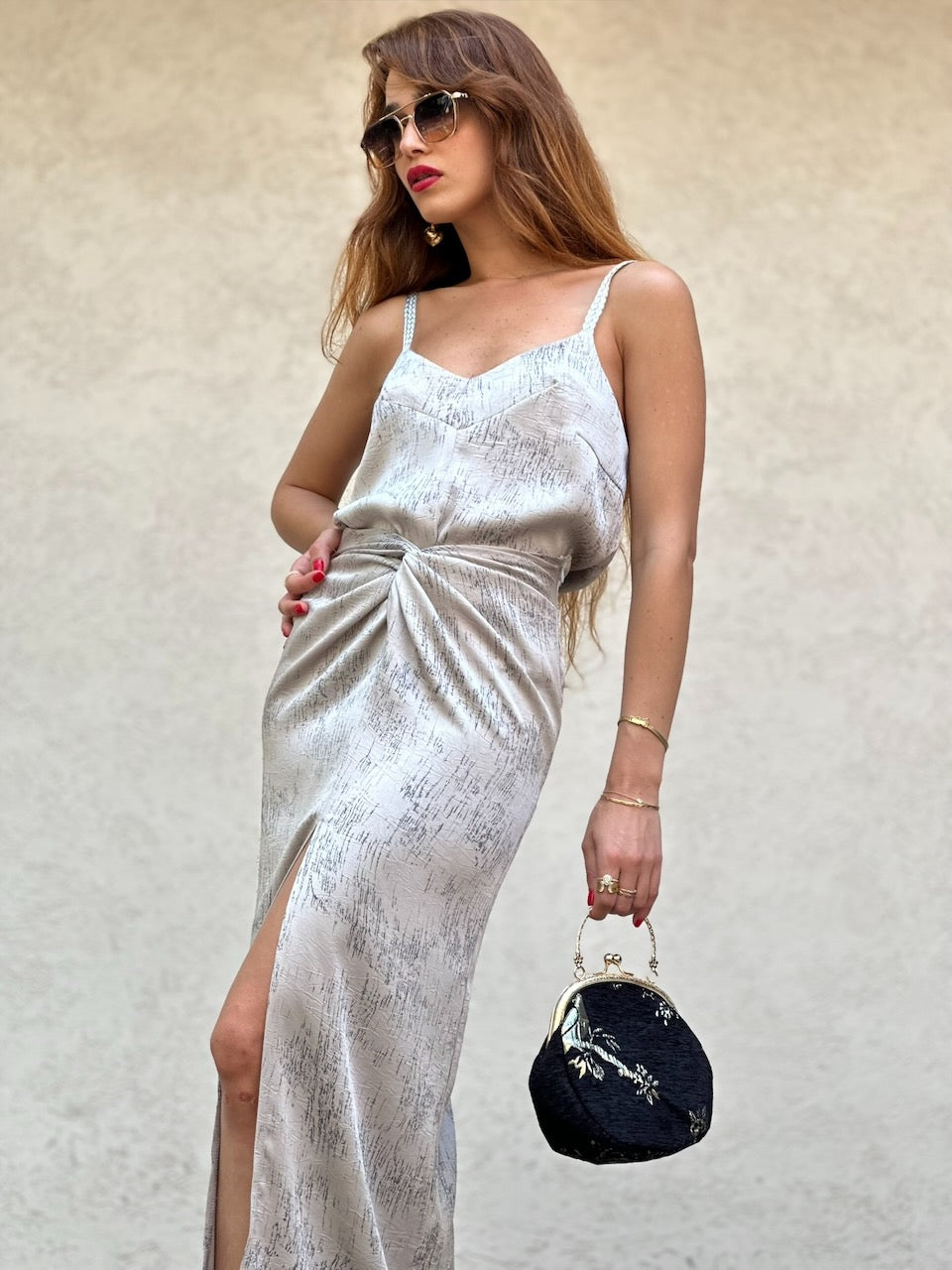 גופיית אתנה - אבן אפרפר