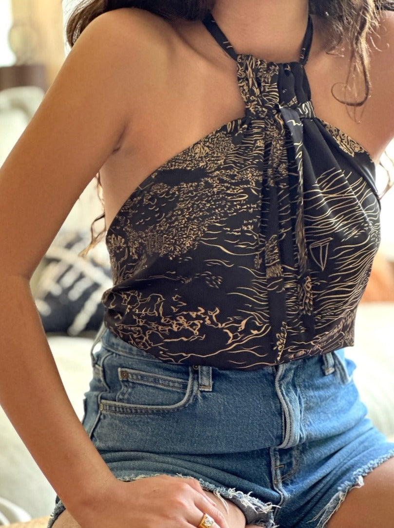 טופ קירה - שחור מצויר