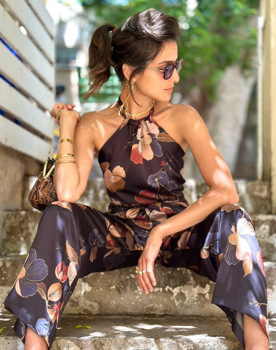 טופ קירה - שחור פרחים ניוד בורדו