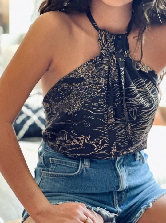 טופ קירה - שחור מצויר