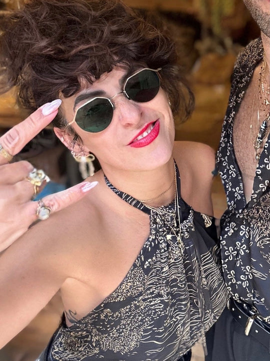 טופ קירה - שחור מצויר