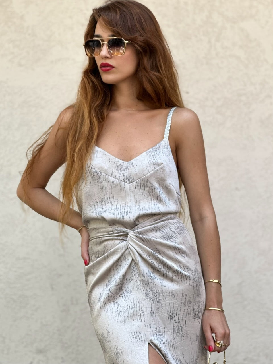 גופיית אתנה - אבן אפרפר