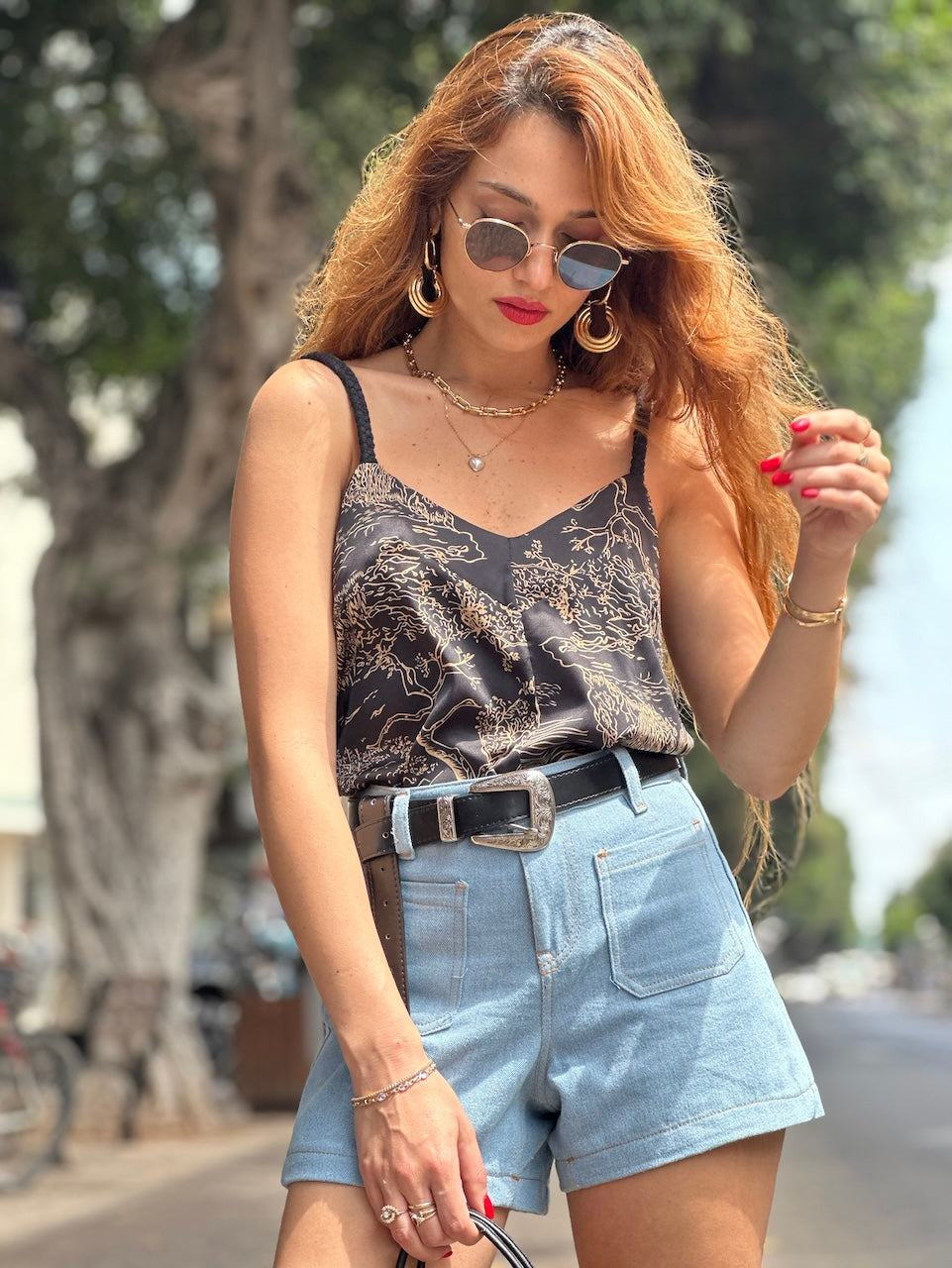 גופיית אתנה - שחור מצויר