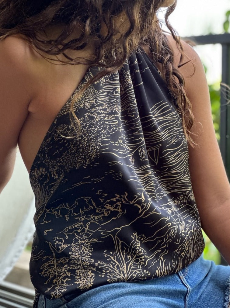 טופ קירה - שחור מצויר